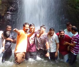 adventure_trip_hail_himalaya